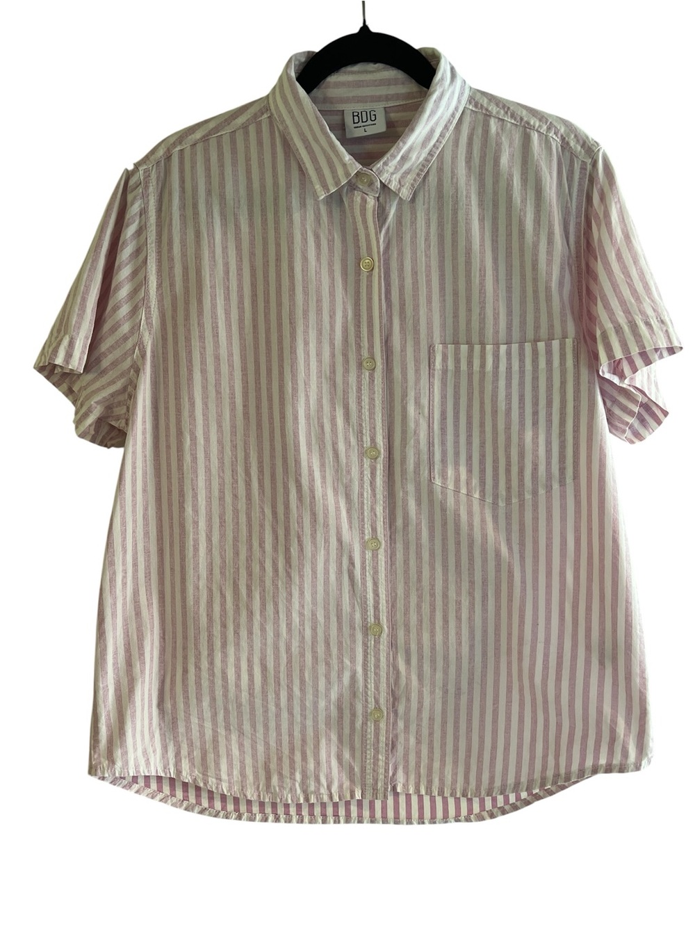 BDG Short Sleeve Button-Up Shirt in Light Pink Stripe- L